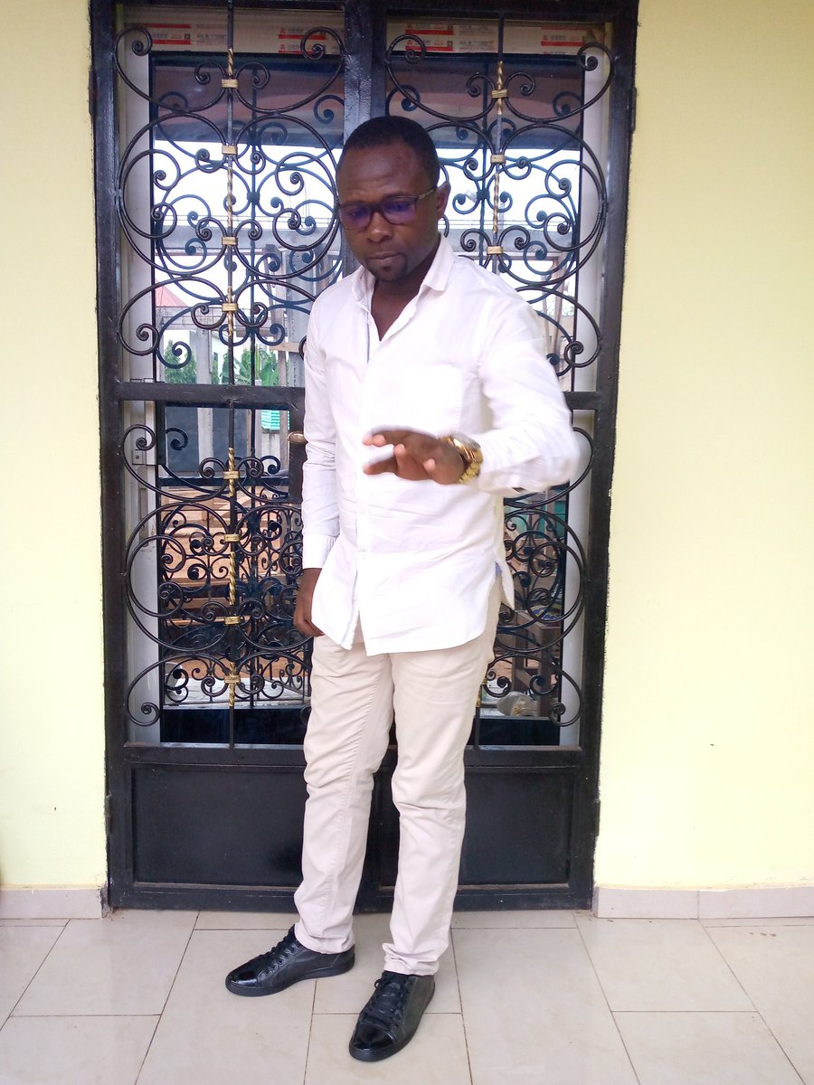 StYoudom tweet picture