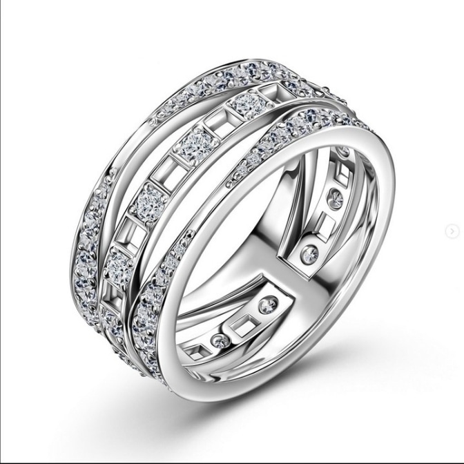 Hi. 
I am professional Photoshop Image edit or retoucher. Any kind of image editor.i am able to do your job very processionally,if you need so message us for ordar NOW fiverr.com/share/mdNX4R