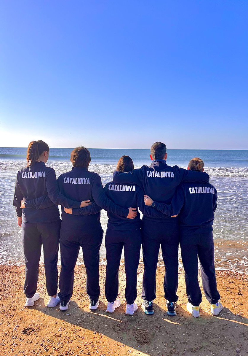 LluisBiosca11's tweet photo. #privilegi #KDTINF2023 Brutal el camí amb vosaltres… @FCBQtecnic @FCBQ @CarnacSanta @albabonet14 @Marc__Castillo @crisadillon moltes gràcies a tots els clubs del Básquet Català, entrenador/es, famílies i jugadores per fer-ho possible. https://t.co/aLZ9443xoe