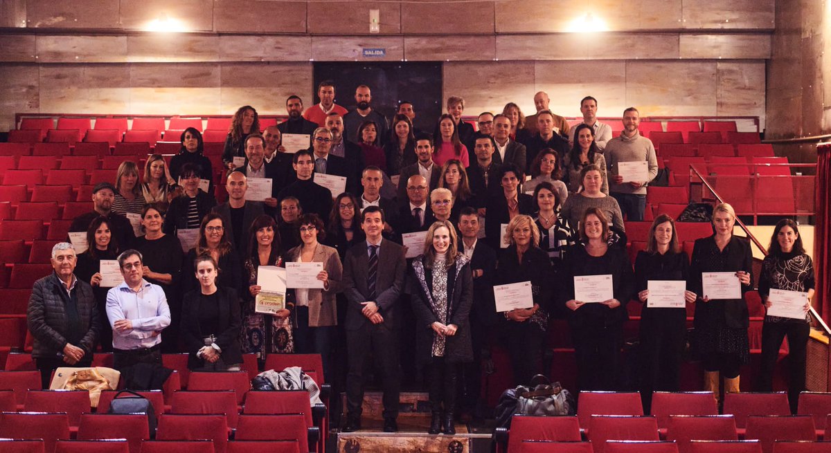 CitiNavarra's tweet photo. En CITI Navarra terminamos el año con un reconocimiento a nuestro compromiso con la Responsabilidad Social Corporativa: Recibimos el diploma #InnovaRSE, en la modalidad de diagnóstico y planificación, otorgado por @gob_na https://t.co/MyT0Akb5V7