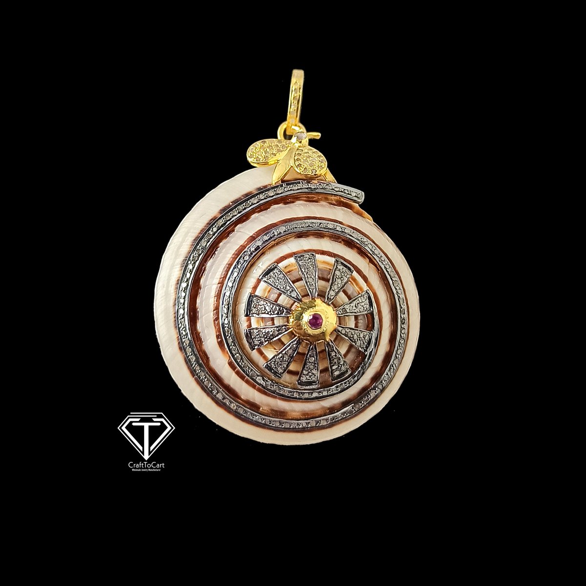 CraftToCart1's tweet photo. Pave Unique Sea Shell Pendant, 925 Sterling Silver, Pave Diamond Jewelry, Handmade Jewelry https://t.co/TrJthy0D2Y #pearlshell #silver #fashionable #latestdesign #oneofkind #pavediamondpendant #diamondpendant #silv https://t.co/lQoHfnP8a2
