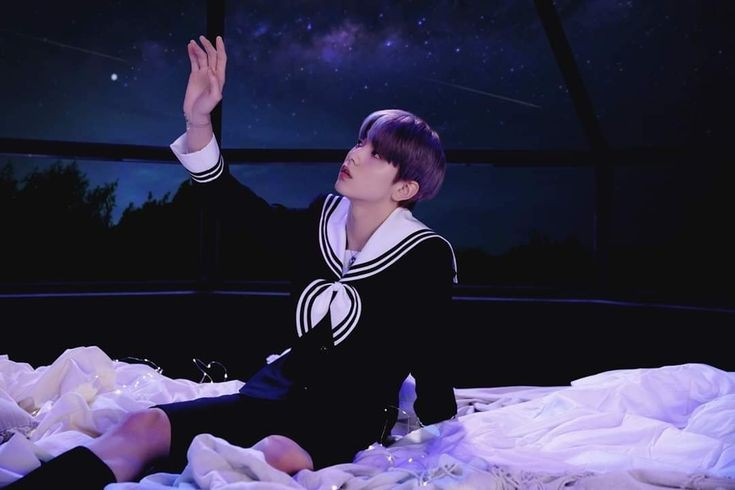 udumbarami's tweet photo. ✿ICARUS DAN MATAHARINYA✿

"Mau aku ceritakan sebuah kisah?"

"Kisah apa?"

"Kisah tentang seorang anak laki-laki yang jatuh cinta pada matahari."

Special edition #DESTINYOFLOVE @yeonsoob9900 https://t.co/w1OFTAsOue