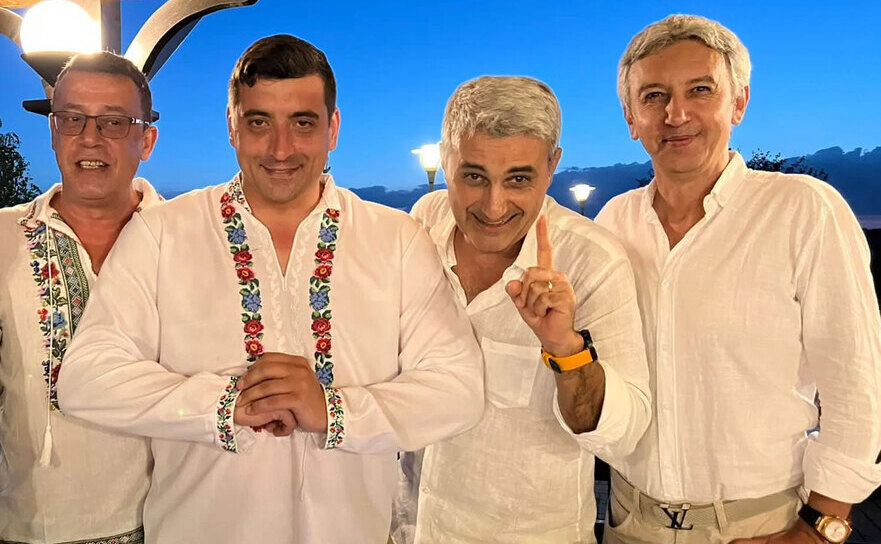 Costin Andries On Twitter Robert Turcescu A Plecat La B1 TV 