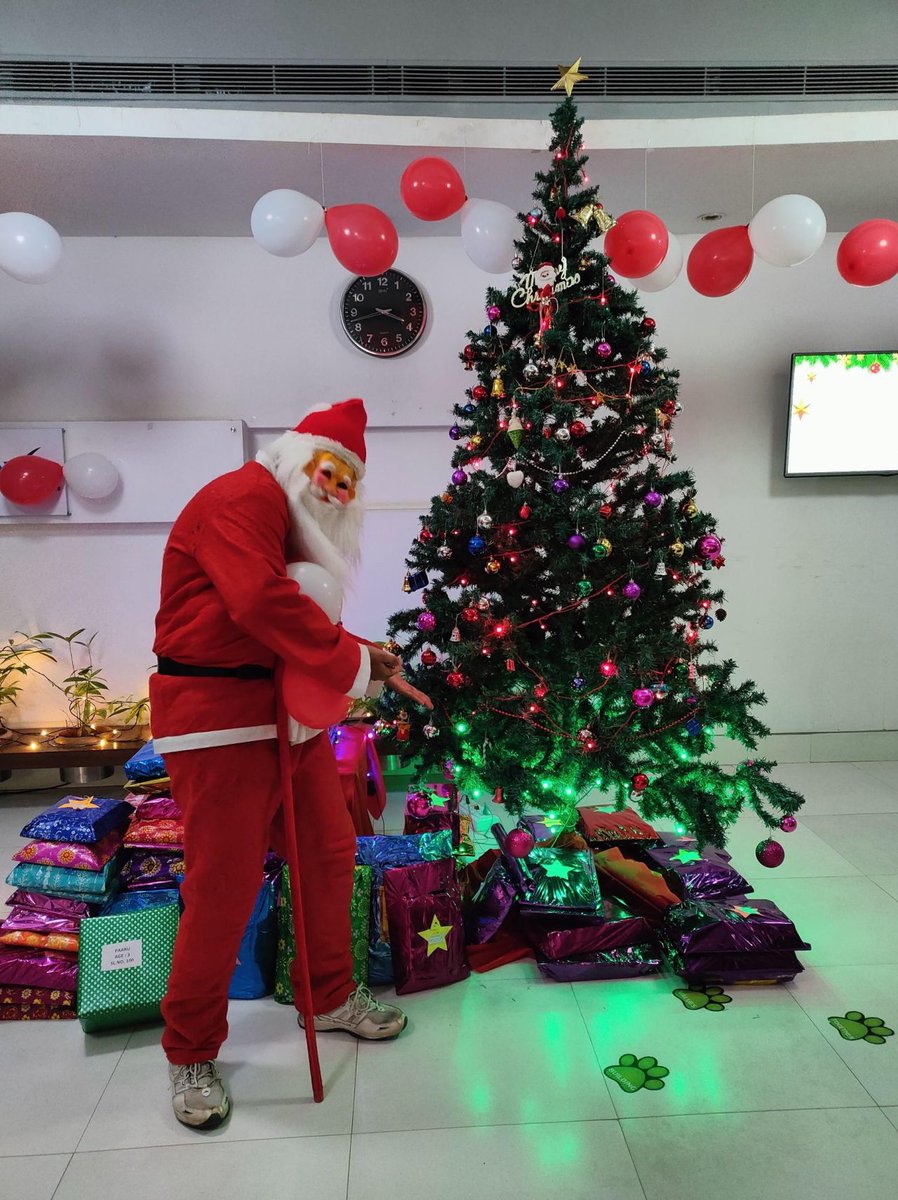ivldsp's tweet photo. IVL Wish Tree - Wishes from the little hearts brought to reality!

For Christmas, We were able to collate the wishes from little ones and made this wish on stars hung on our X-mas tree. So glad that IVLions picked multiple stars. https://t.co/WgycKpE9dv