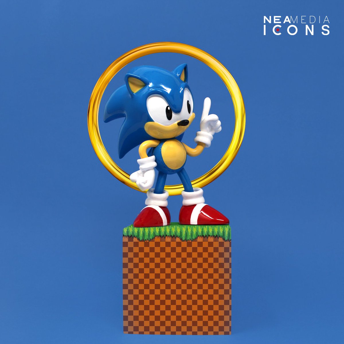 neamediaicons's tweet photo. The fastest hedgehog is available on our website.
Get yours now! 
13.5 cm figure hand-painted with a lacquered finish! 🤩 
.
#sonic #sonicthehedgehog #sonicmovie #sonicfigure #collectiblestatue #sonicstatue #collectiblefigure #segasonic #neamedia #neamediaicons https://t.co/jZi4A1IVsB