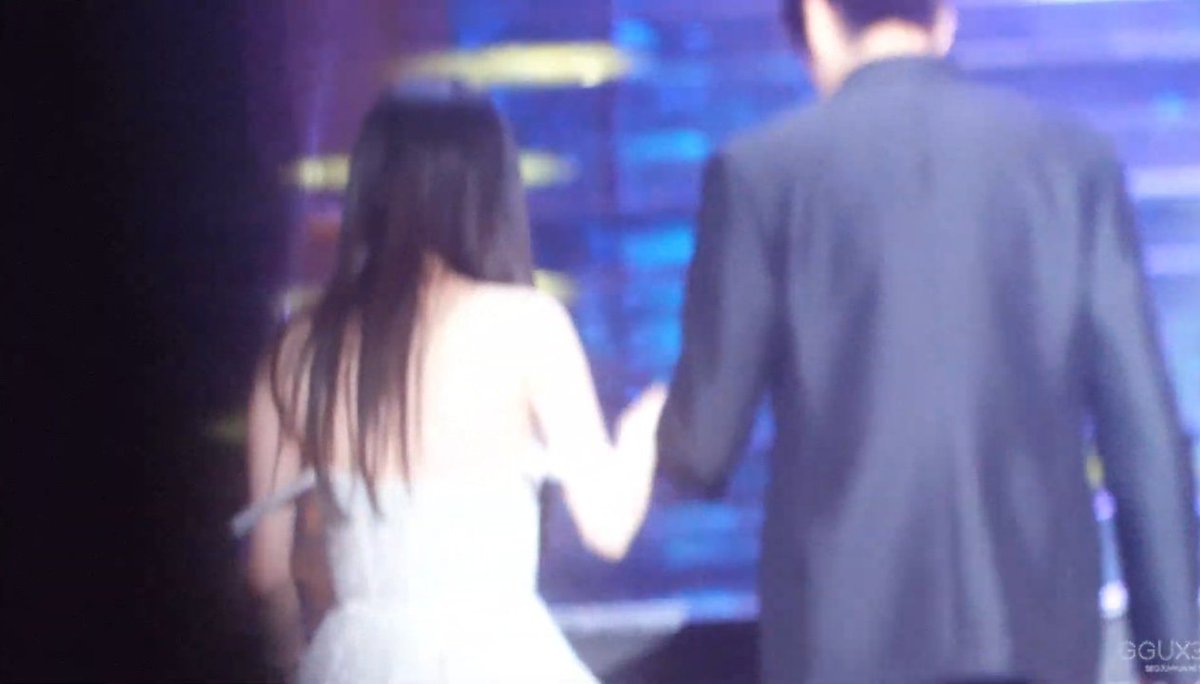 seomate_'s tweet photo. complete prince and princess 🤍

#seohyun #서현 #soobi
#kbsdramaawards2022 https://t.co/H40529yj8P