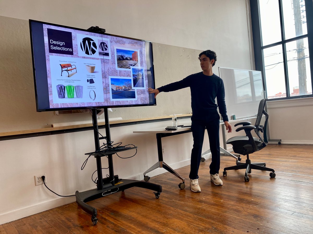 thinkConfluence's tweet photo. Thank you for joining us this semester Niko! 👏 

Our Kansas City intern, Niko, had his final presentation highlighting his student project and everything he has learned here at Confluence. We wish you the best of luck in your last semester! https://t.co/u2qGFW5bat