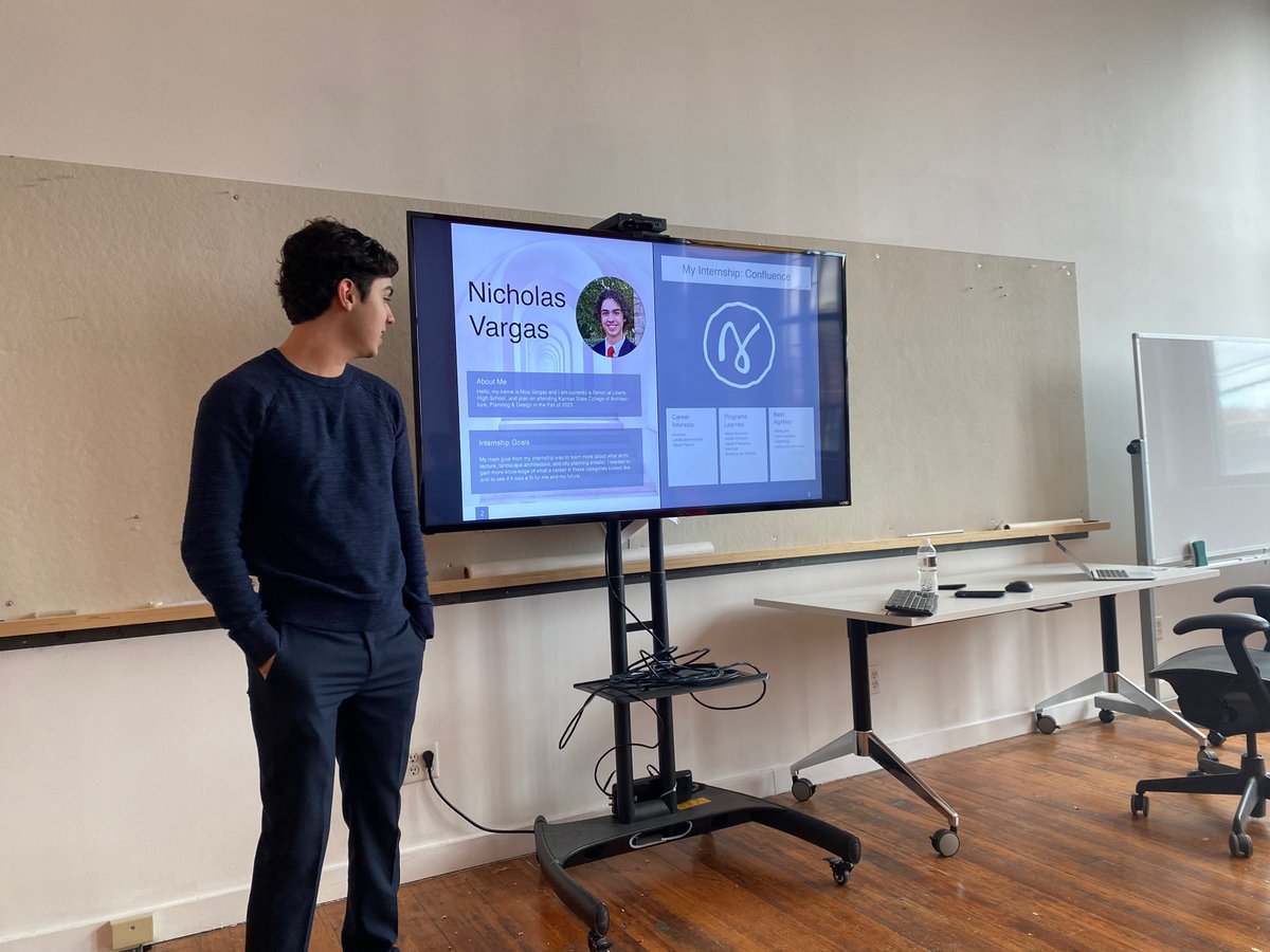thinkConfluence's tweet photo. Thank you for joining us this semester Niko! 👏 

Our Kansas City intern, Niko, had his final presentation highlighting his student project and everything he has learned here at Confluence. We wish you the best of luck in your last semester! https://t.co/u2qGFW5bat