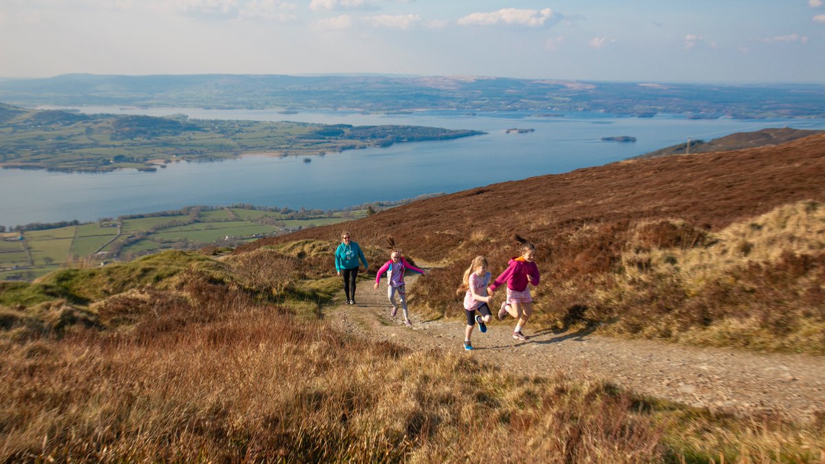 You can be sure you'll find peace and serenity around Lough Derg any time of the year! 
Today as many are contemplating #BackToWork tomorrow, there is no better time to consider a Lough Derg getaway. 
By the way... where is your favourite place for a winter stroll?