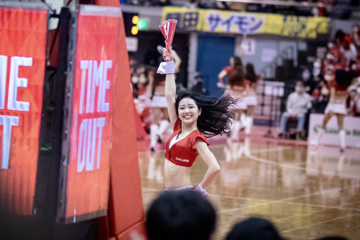 lawmen3's tweet photo. 富山界隈の皆さん。

夢が夢じゃなくなった今を
全力で楽しんでいるHanakaちゃんは

とても強く美しく輝いていました。

Hanakaちゃんありがとう。
これからも応援しますよ📣 https://t.co/i4PSBsmHYH