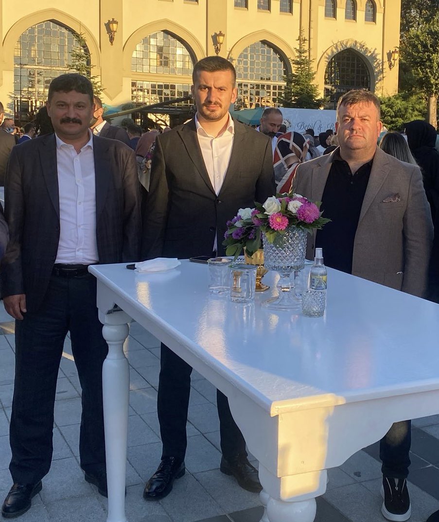 MustafaaGider's tweet photo. MHP İstanbul İl Başkanlığı Divanında yer alan Üsküdarlı hemşehrilerimiz değerli büyüklerim Sn. Hakan Aslan ve Sn. Engin Akyüz’ü tebrik ederim. Hayırlı uğurlu olsun. 

@hakanaslan1968 
@ENGNAKYZ2 https://t.co/mg47J5Oq3r