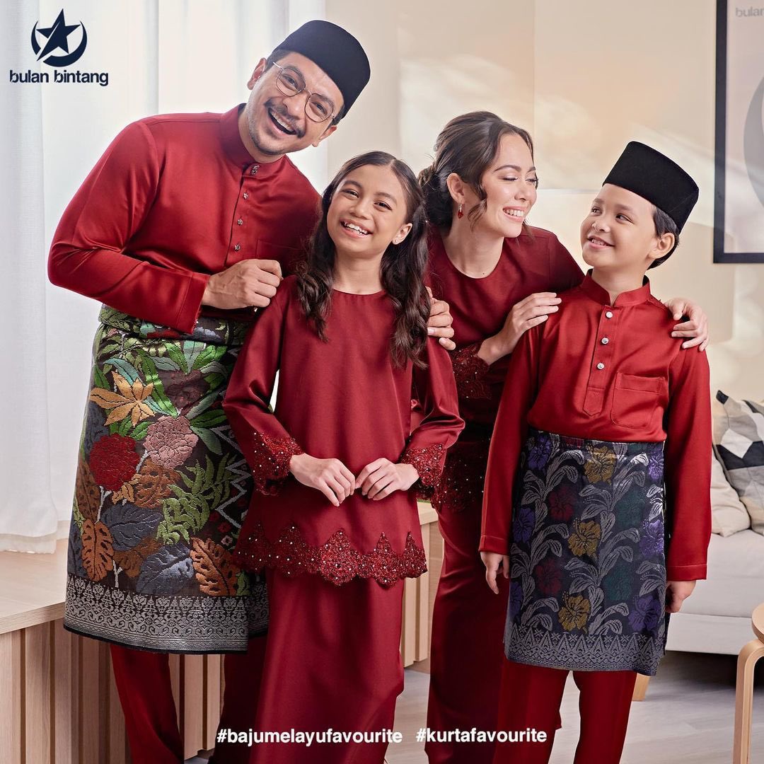 kewangangraduan's tweet photo. JOM BUAT DUIT RAYA BERSAMA BULAN BINTANG!

Baju Melayu Bulan Bintang ni paling senang nak jual. Dropship hanya perlu promote &amp; submit order sahaja!

- Content Marketing Creative &amp; Class Marketing disediakan
- Keuntungan besar
- Postage dibuat oleh HQ

https://t.co/2bo1VnaGOG https://t.co/XFoODpElS7