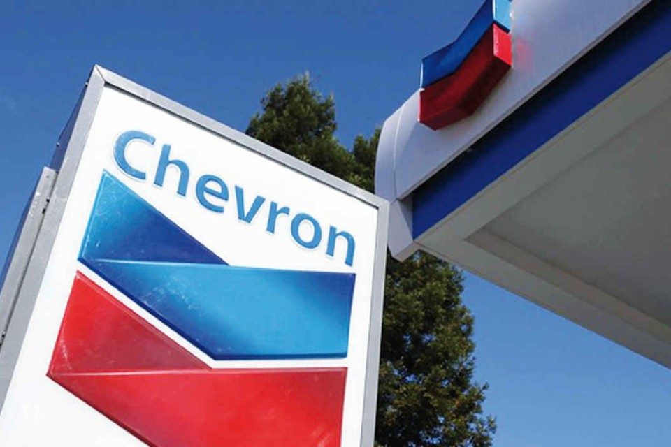 DiarioTalCual's tweet photo. Chevron enviará 500 mil barriles de crudo venezolano a EEUU, según Reuters #TalCual #ClaroyRaspao #ALaEspera https://t.co/GIkCTXEdEq https://t.co/r4zYv8KOzL