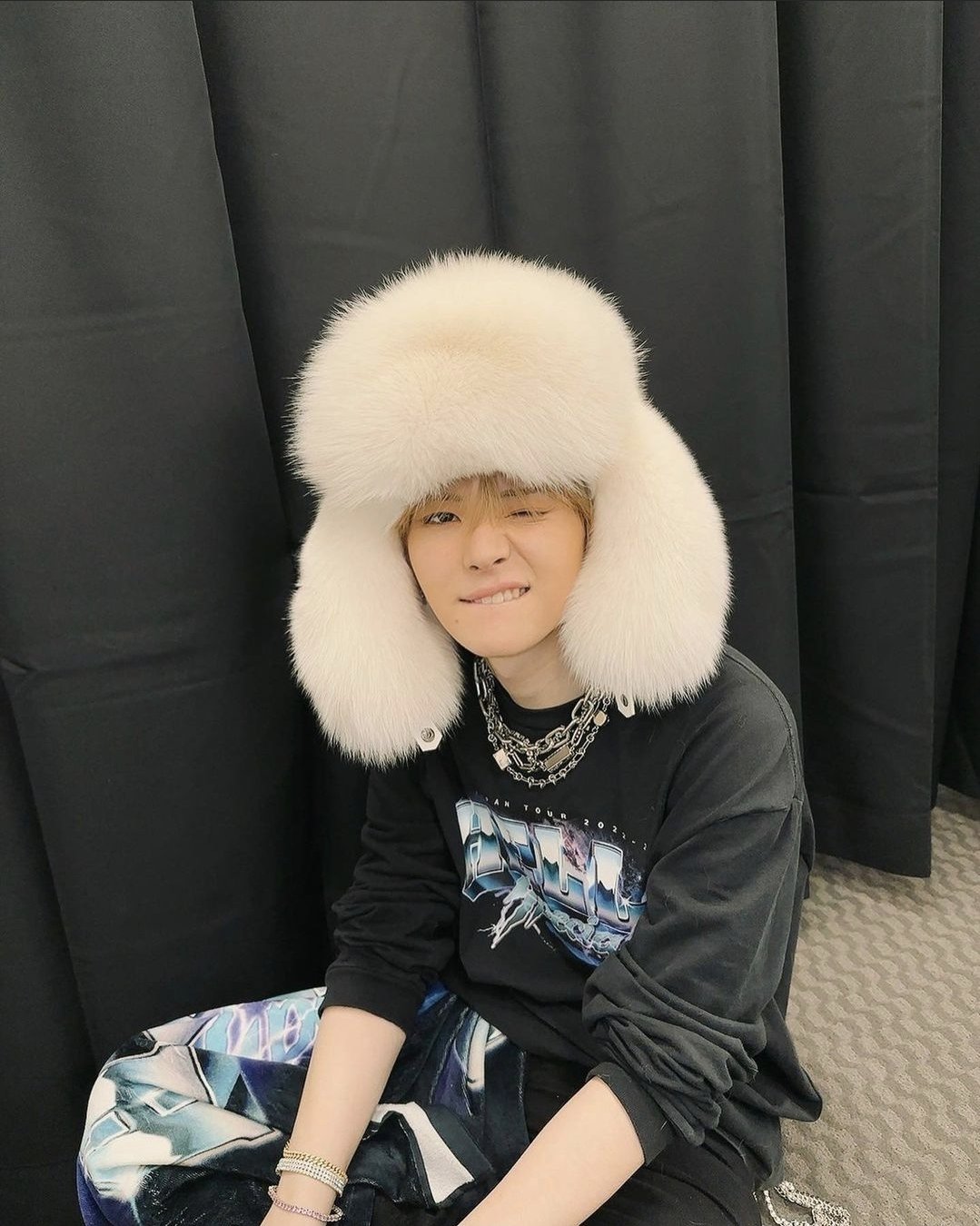 FlofxzqagAAl4Hq?format=jpg&name=large