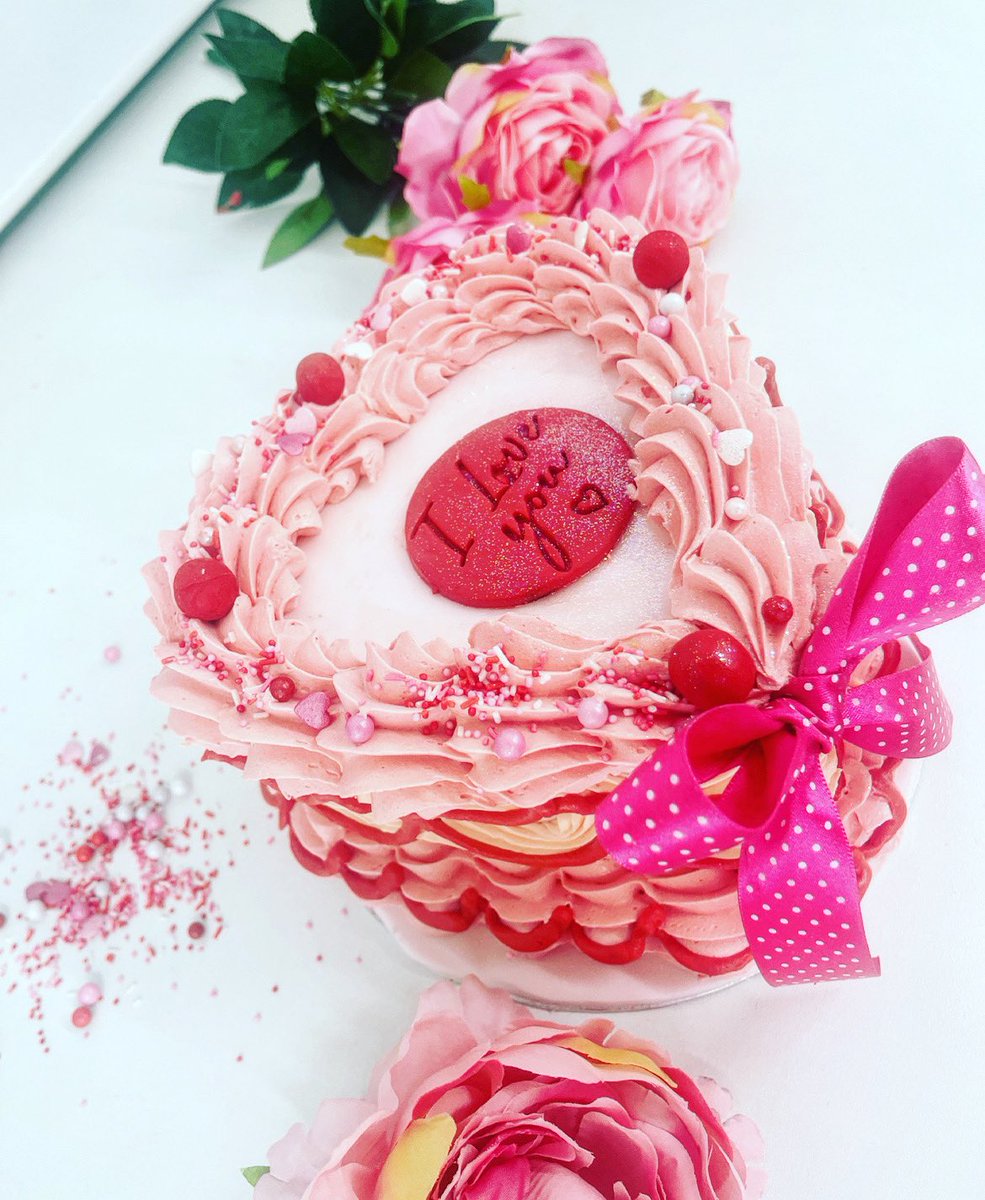 So here we have the start of our valentines range ... treat your loved one to a creamy vanilla and fluffy sponge love heart cake .. what a way to say I love you £30 ( excluded from the currently running 10% offer! Deposits must be left to secure these