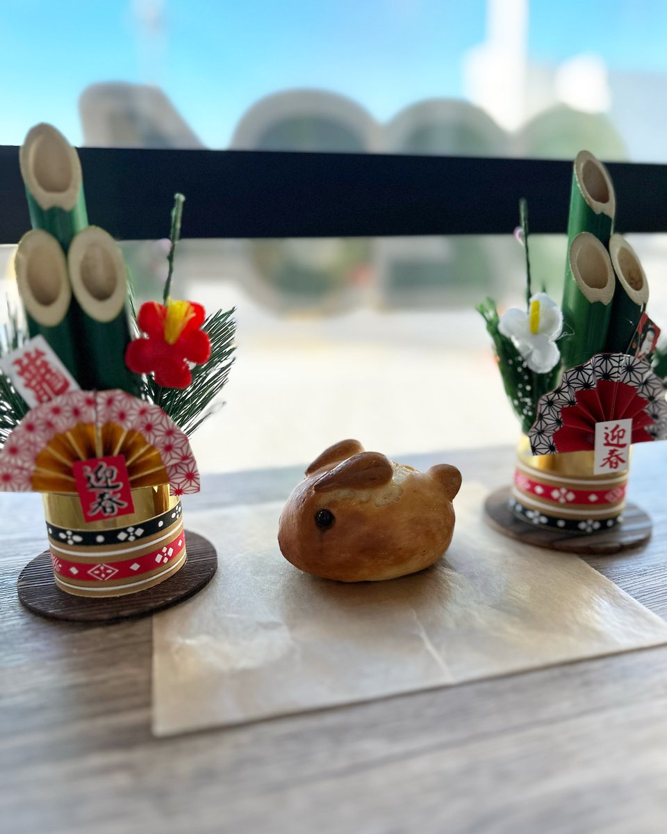 BakeryTierra's tweet photo. 2023年☀️
初営業を無事終えました♡.*゜
今年もたくさんの方にティエラのこだわり米粉パン🍞米粉菓子🍪をお届けしたいです

商品ではないですが、干支のうさぎパン🐰作りました。目はワイルドベリー🫐

#米粉100パーセント
#小麦不使用 #グルテンフリーパン  #アレルギー対応 https://t.co/8NmUVe40ma