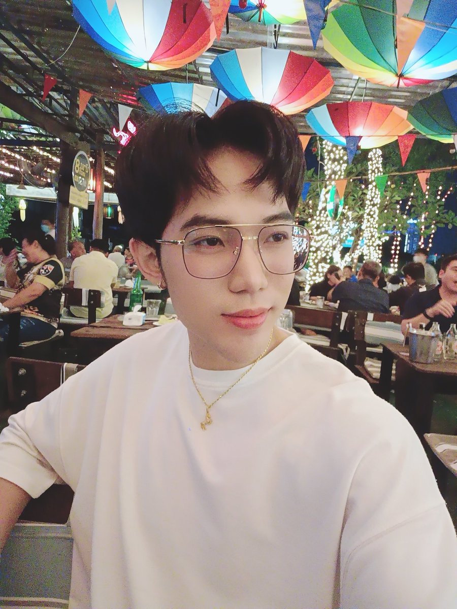phuri55555's tweet photo. จงจำให้ขึ้นใจ
ว่าคนที่คู่ควรแก่การนับถือ
ไม่ใช่คนที่เกิดก่อน
แต่เป็นคนที่ให้เกียรติผู้อื่นเสมอ https://t.co/CJemMSTRjM