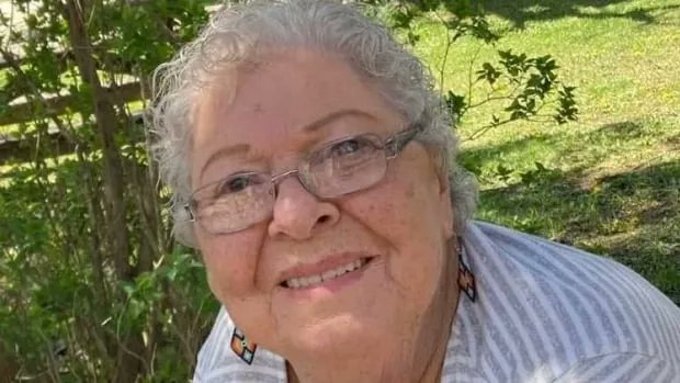 She was the first female chief of her First Nation. Now the Anishinabek elder is an Order of Canada appointee cbc.ca/news/canada/lo…