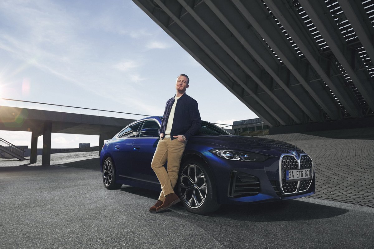 BMWTurkiye's tweet photo. .@KeremBursin, etkileyici tasarımı ve sportif sürüş karakterine sahip Yeni BMW 4 Serisi Gran Coupé ile hayatın içinde, sınırların dışında kalmaya devam ediyor. https://t.co/aJvAXNFmm6