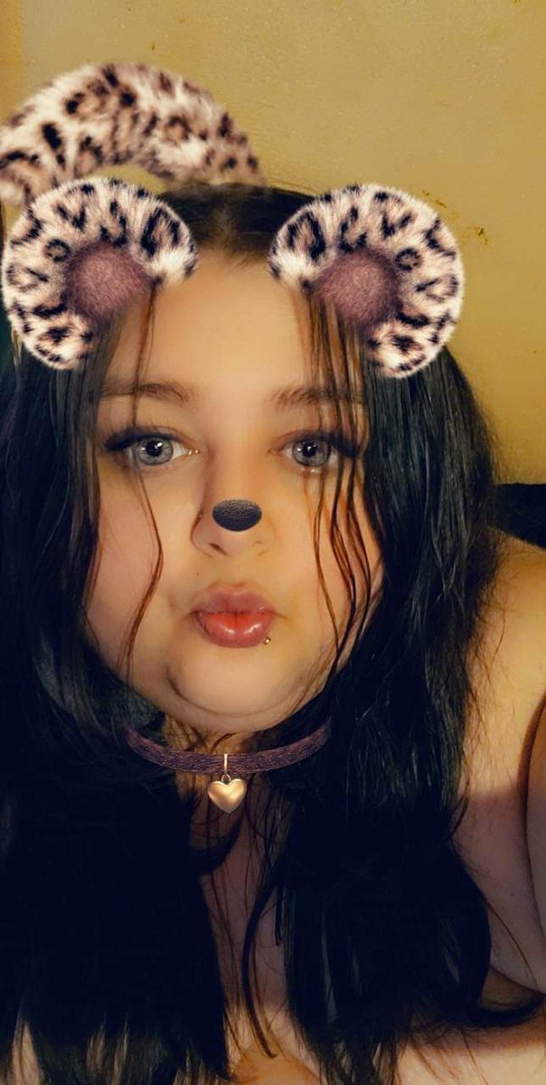 StitchTTV's tweet photo. https://t.co/pRqSoMTnST what one do like better of her come drop a follow she on twitch everyday...... https://t.co/cjkD54lfFb