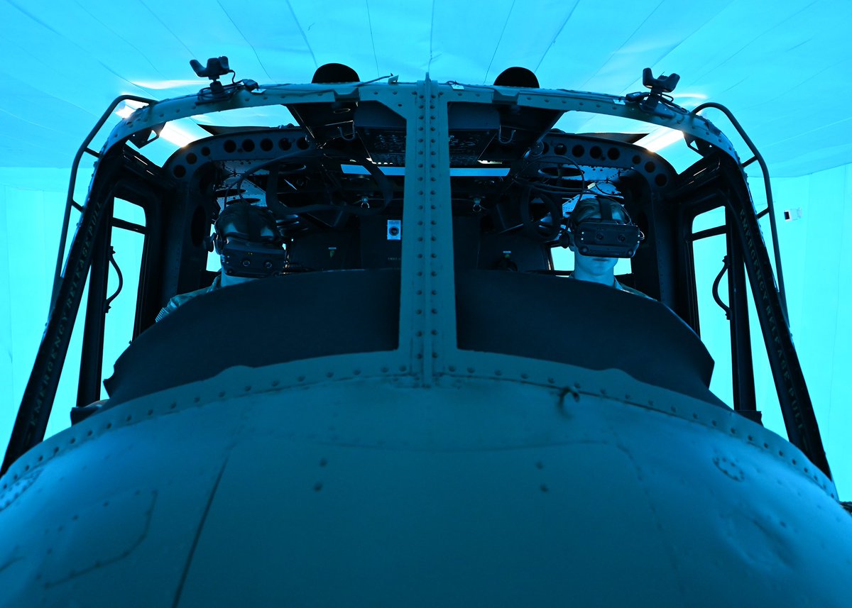 AFGlobalStrike's tweet photo. Virtual Reality; Verified Readiness

Complex and realistic training ensures our Huey crews remain ready to enable and defend the U.S.’s ICBM mission 24/7.

@US_STRATCOM 

Read More ⬇️
https://t.co/ohQ4uOzJu1 https://t.co/GUJX5zKwUR