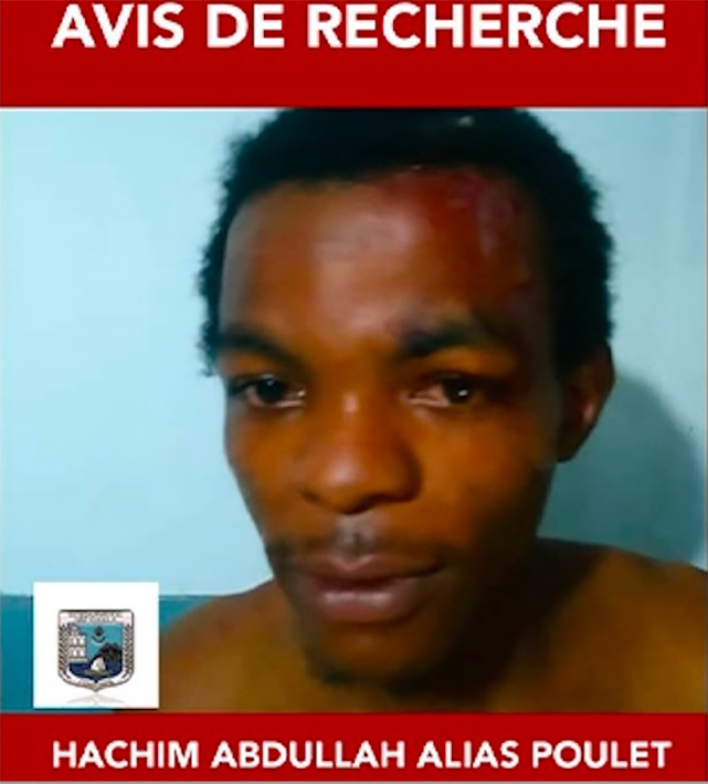 ACOnghena's tweet photo. Quand les frontières ne sont pas étanches : https://t.co/ITWpffmcZM #Mayotte https://t.co/FmfN0O43bU