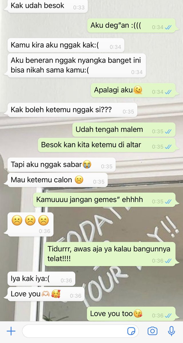 ;My Brother’s Friend.

Hanya kisah Nazeera yang dikelilingi oleh teman adiknya. Namun berakhir menikah dengan salah satu dari mereka. Siapa? 

nct dream 00L lokal au
© 2023, haechenah