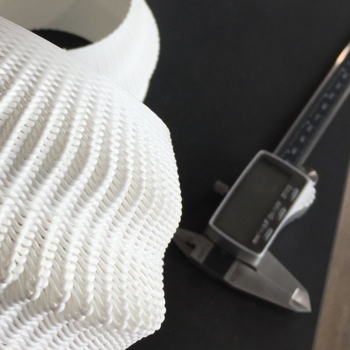 Are you tired of the same old manufacturing methods?

Say goodbye to the days of bland, time-consuming production. Hello to the world of 3D printing! With its lightning-fast speed and endless design possibilities, 3D printing is revolutionizing how we create.

#3dprint #design