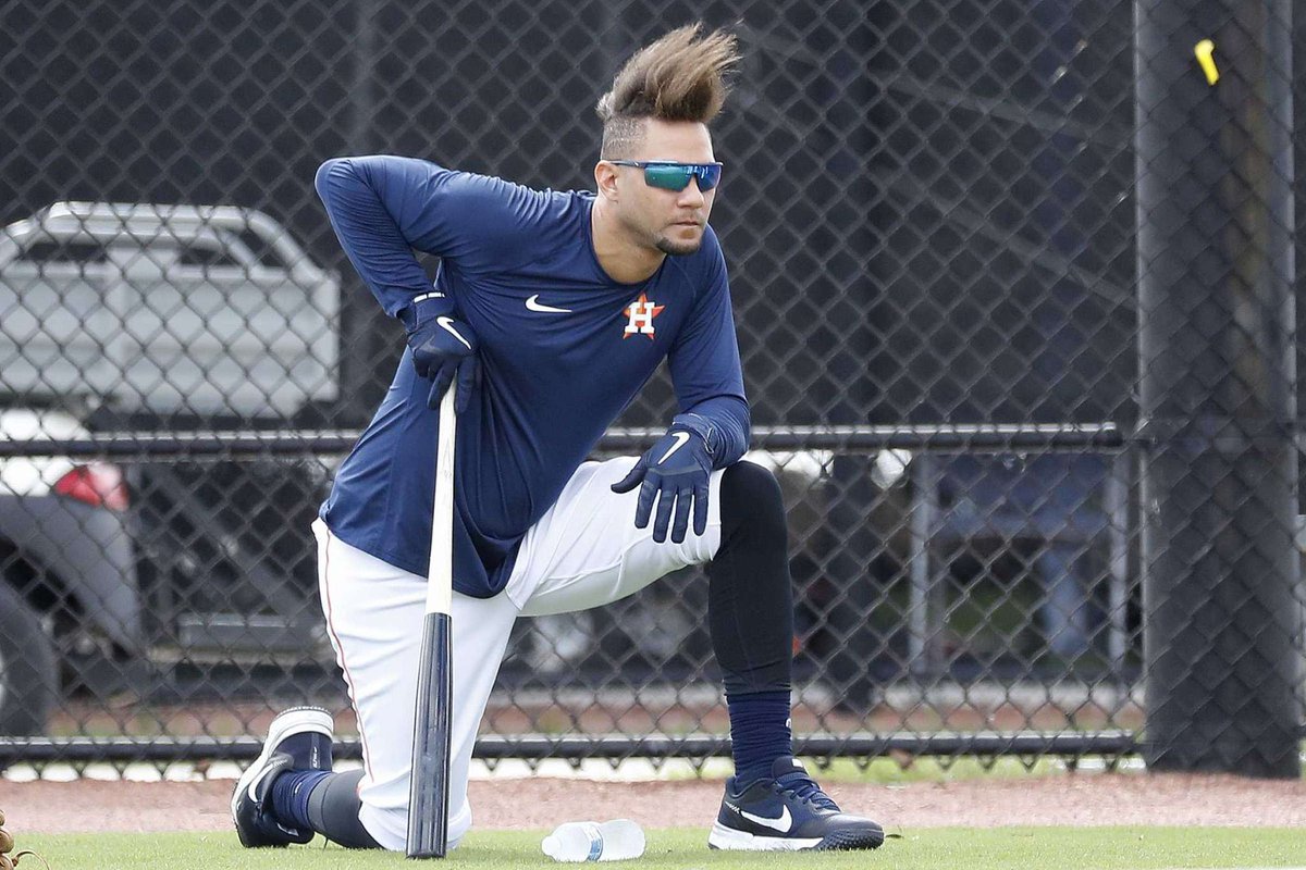 Houston Astros ๐ซ๐ท France (10-10) (@astrosfrance) on Twitter photo Hello #Houston๐ค๐๐ปโโ๏ธ
RT or โค๏ธ if you think <a href="/astros/">Houston Astros</a> should sign <a href="/el_yuly10/">Yulieski Gurriel</a> Hello #Houston๐ค๐๐ปโโ๏ธ
RT or โค๏ธ if you think <a href="/astros/">Houston Astros</a> should sign <a href="/el_yuly10/">Yulieski Gurriel</a>