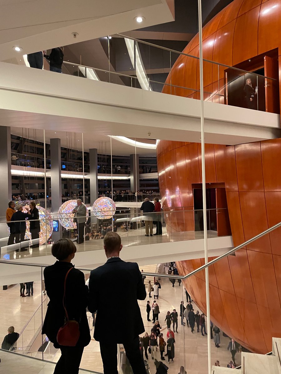 Spaceship opera house in copenhagen