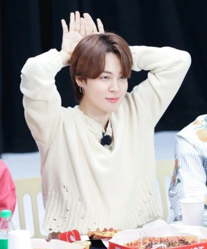 MaraAureliaVar3's tweet photo. #jiminisperfect #jiminie #jiminshie https://t.co/LAWXhMpx6z