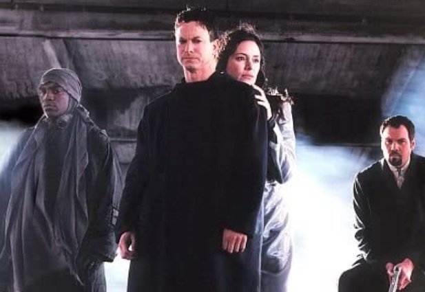 #MorningMovieQuestion 

This #scifi thriller premiered January 4, 2002, can you name it?

Are you a fan?

#movies #FilmTwitter #trivia #January 
#GarySinise
#MadeleineStowe