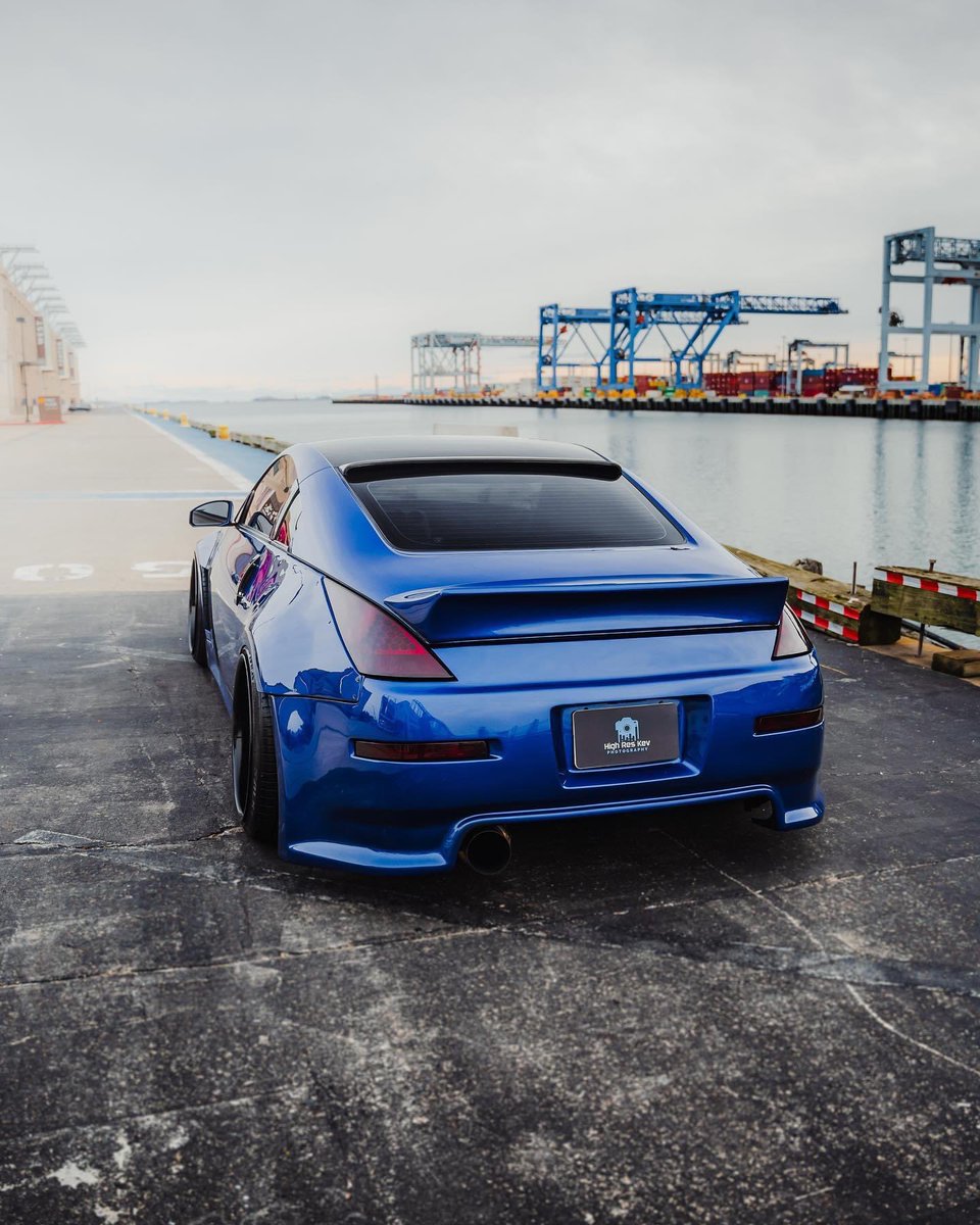 Simple &amp; Clean 350Z 🔵