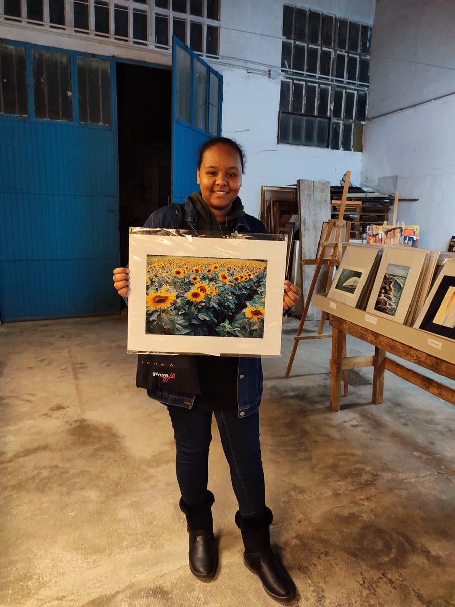 atzavaraarrels's tweet image. ⚠️Avui, últim dia ⚠️

📍Us esperem al Carrer Sort, 6 de Tortosa.

✨Moltes gràcies per tot el vostre suport✨

💚𝓔𝓼𝓽𝓮𝓶 𝓮𝓷 𝓮𝓵 𝓶ó𝓷 𝓹𝓮𝓻𝓺𝓾è 𝓼𝓲𝓰𝓾𝓲 𝓶𝓲𝓵𝓵𝓸𝓻 💚

#SomAtzavaraarrels #Mercat #Solidari #Art #2023 #Tortosa #TerresdelEbre

atzavaratortosa.org