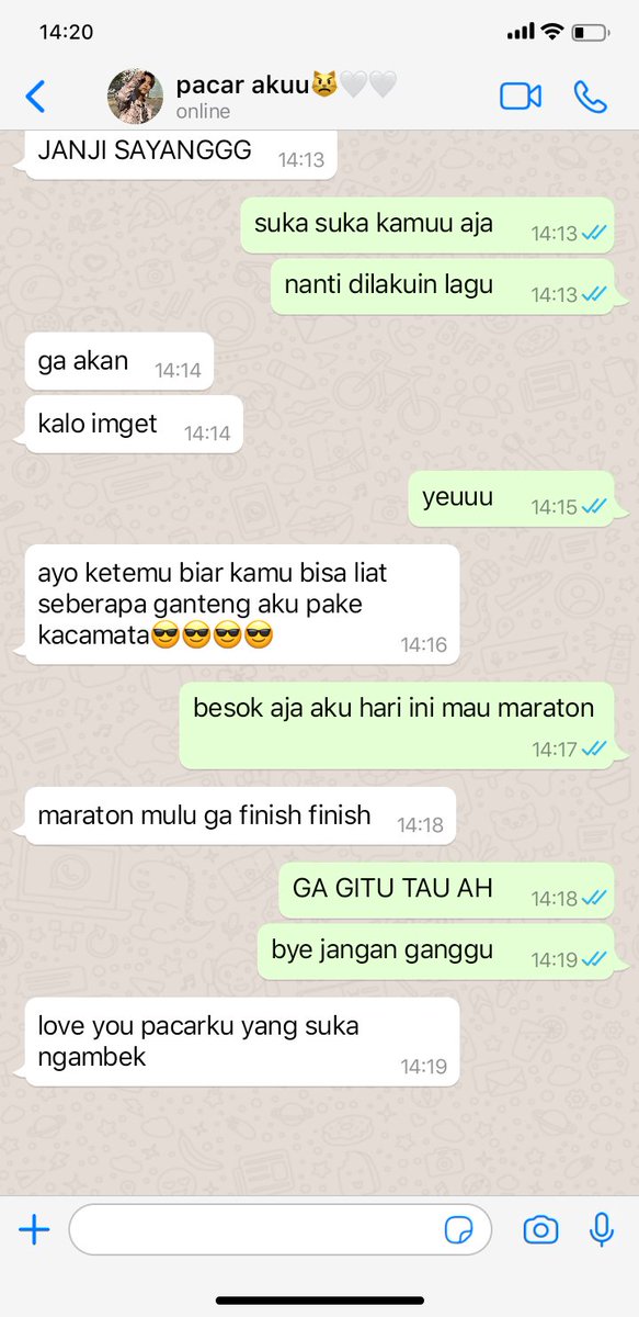 perkara kacamata 

haechan one tweet