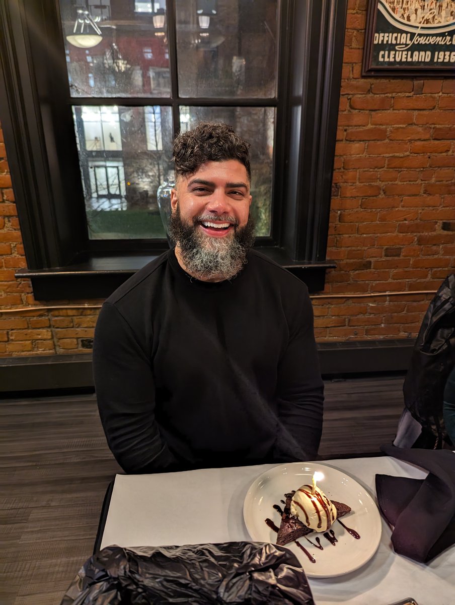 BITS had an amazing celebration yesterday.  We celebrated our 2022 successes; we celebrated two work anniversaries and two birthdays; and we celebrated life and the team we get to share it with!
With this powerhouse group, 2023 is going to be epic!
#TeamWork  #TheseBoysCanEat