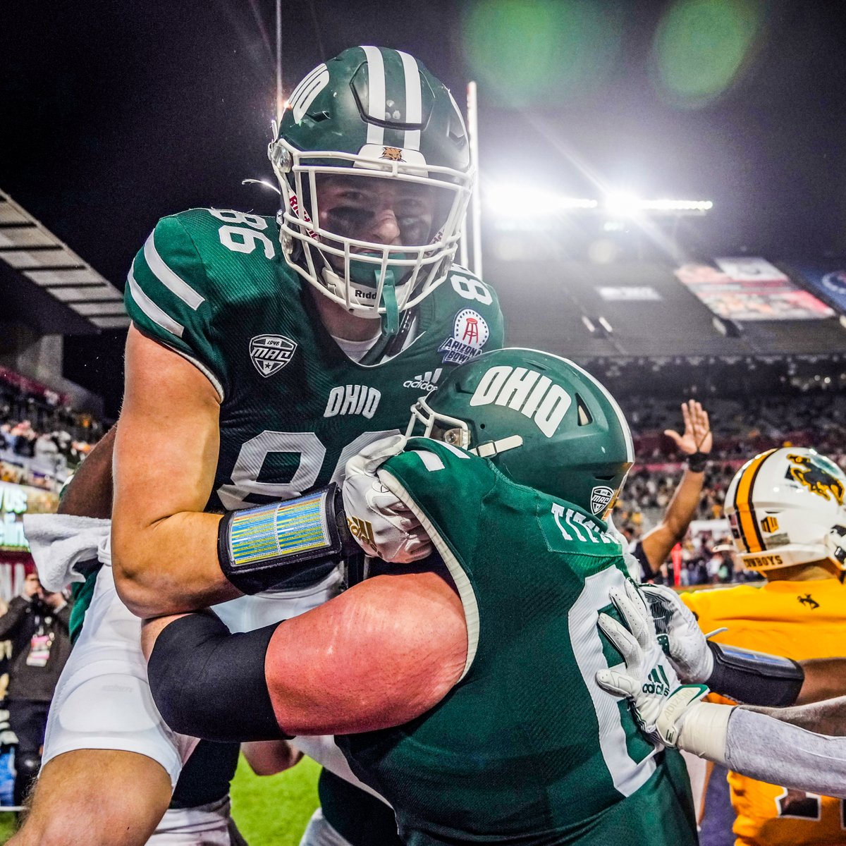 FOS's tweet photo. The first Barstool Sports Arizona Bowl garnered nearly 1 million total viewers on https://t.co/AEwhrrHarS, per the company.

CEO Erika Ayers says that Barstool plans to offer more live sports coverage. https://t.co/K7IUrw9Qch