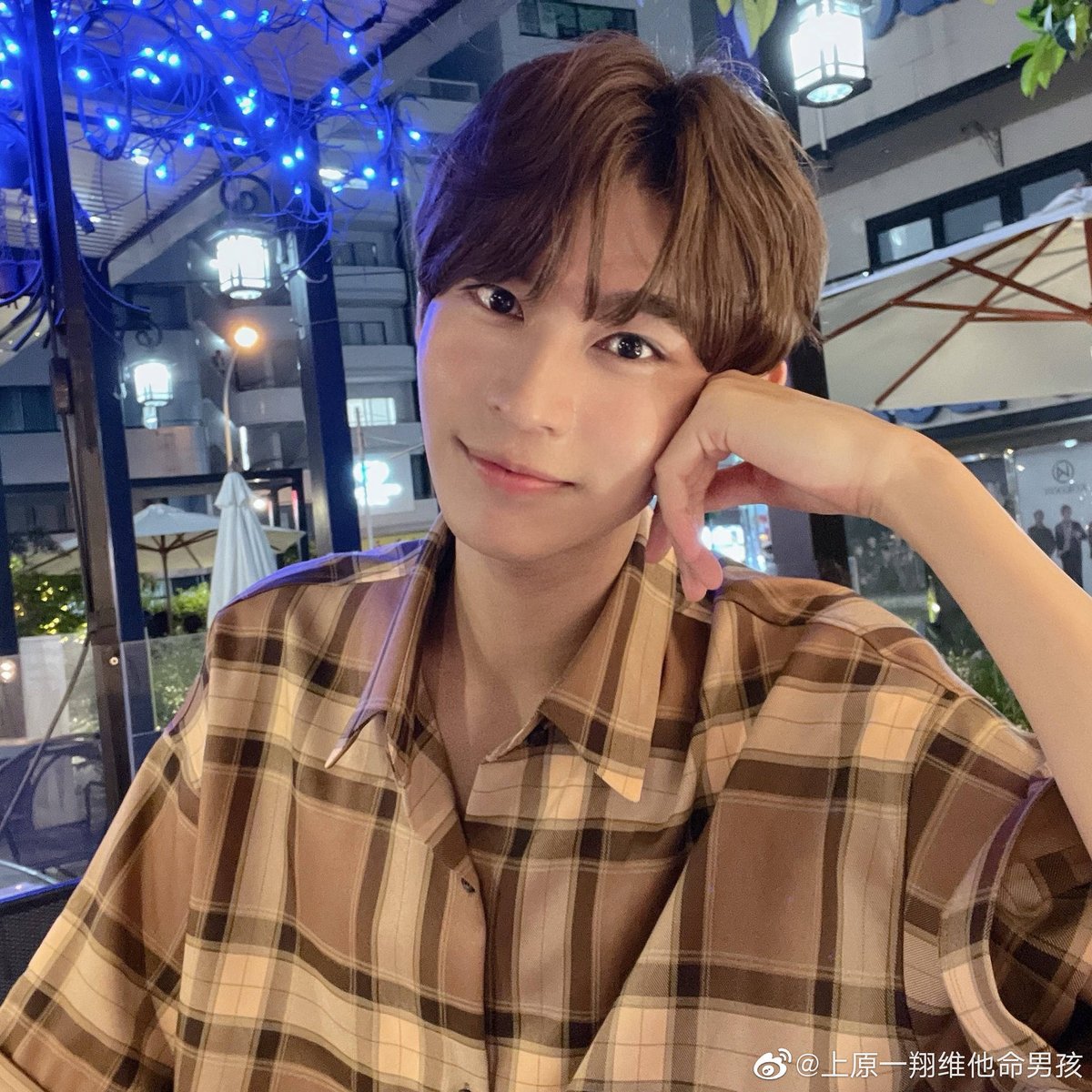 MyVitaminBoy's tweet photo. 📒 ทำความรู้จักกับอิชิกะกันเถอะ~^^♡

🍊✨️อุเอฮาระ อิชิกะ✨️🍊

วิตามินบอย!🍊

📌ช่องทางติดตาม
Instagram: YOUR.IC 
Twitter: @IchikaUofficial
Tiktok: vitaminboy.ic

#BOYSPLANET
#上原一翔 #อิชิกะ #ICHIKA #치가
#이치카 #boysplanet999 #BOYSPLANET2023 https://t.co/7ziumZLqKr