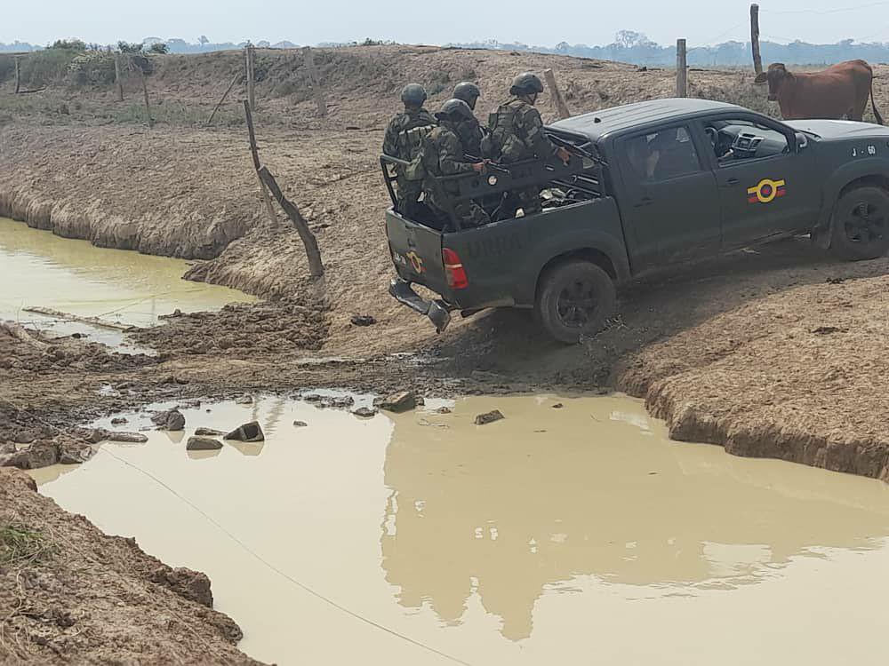 dhernandezlarez's tweet photo. #FANB en despliegue permanente en todas nuestras fronteras, garantizando la soberanía nacional. Para la FANB la Patria es primero ! https://t.co/ZpDnVahkZH