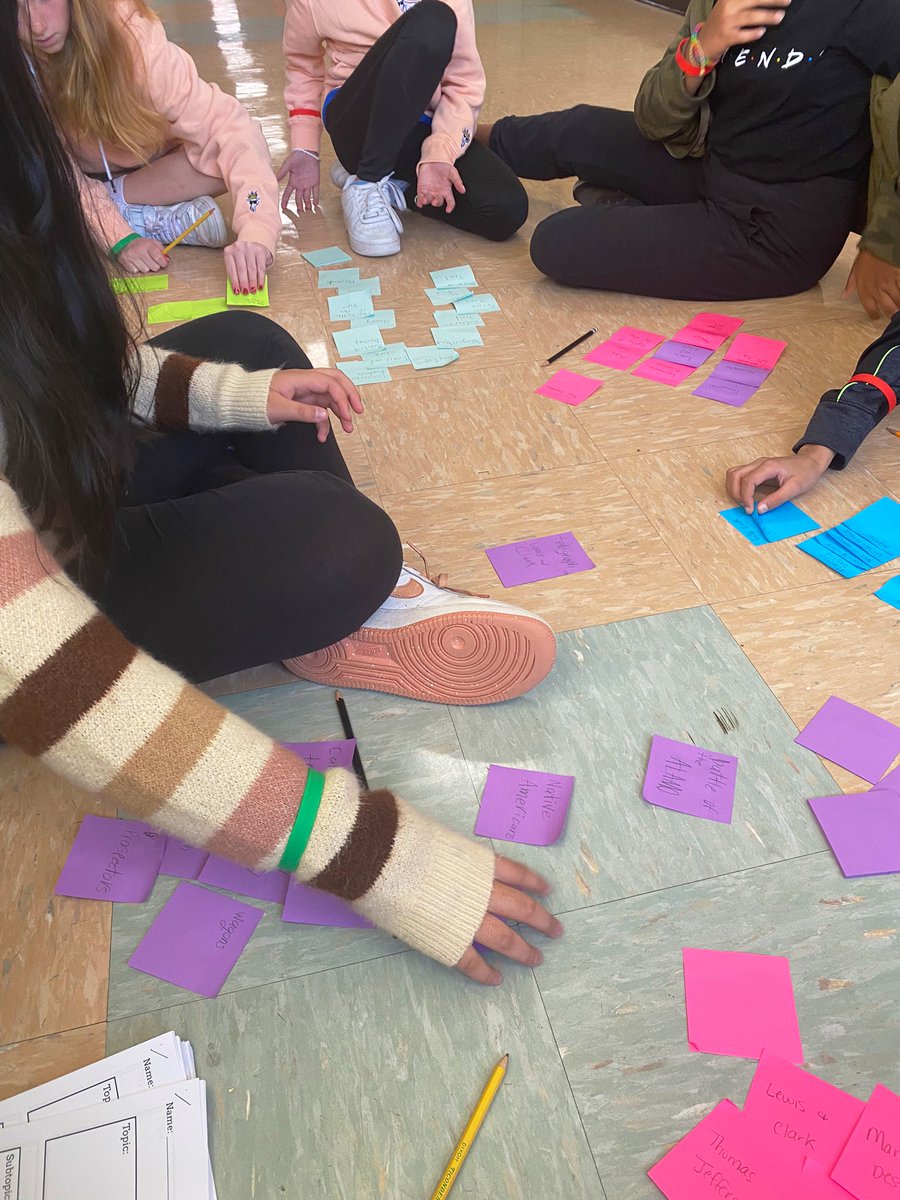 Kim Lynch tweet media