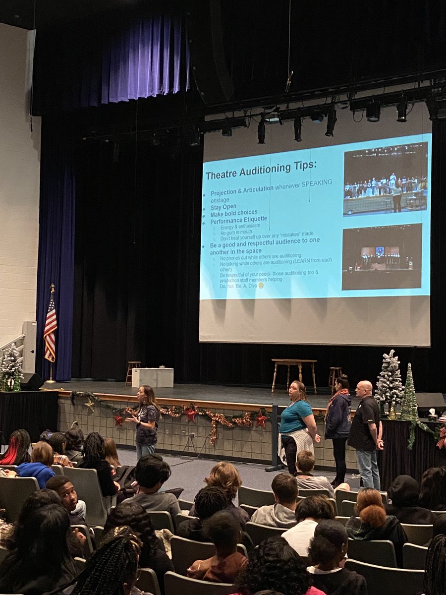 KSheeSmith's tweet photo. 🎭#WsHSMag Chorus, Theatre, Dance Ss all gather to learn about audition prep as part of our crossover series of performance lessons 🤩@NNPSWoodside https://t.co/zDrBwU5wja