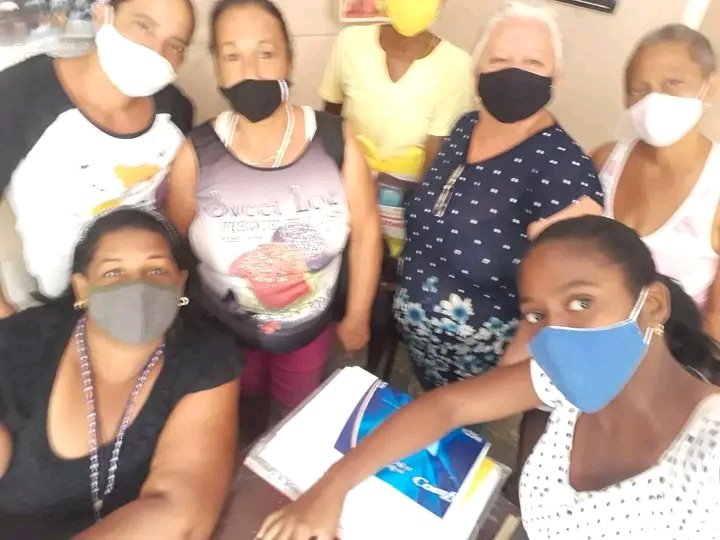 La Asamblea Municipal del Poder Popular de #Mariel,felicita a la Educación Especial 🇨🇺, que  está celebrando,hoy 4 de enero del 2022, seis décadas.En📸 una pequeña representación de los maravillosos  maestros que conforman el claustro de la escuela especial:Camilo Torres
#Mariel