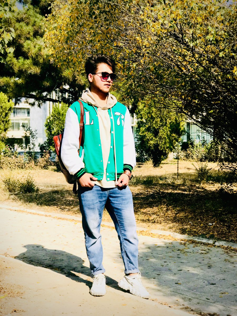 jawid_haidary's tweet image. Varsity Style
.
.
#Varsity #varsitystyle