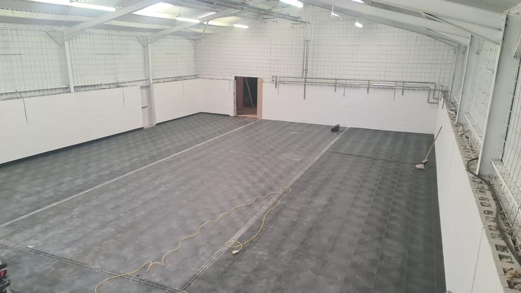 A previous job for our friends at @mobberleybeer was in their new production establishment, where we supplied and fitted around 200 square metres of our Bofloor Bofix GL, in Graphite. Joints between tiles were welded to create a sealed finish to complement the flooring.