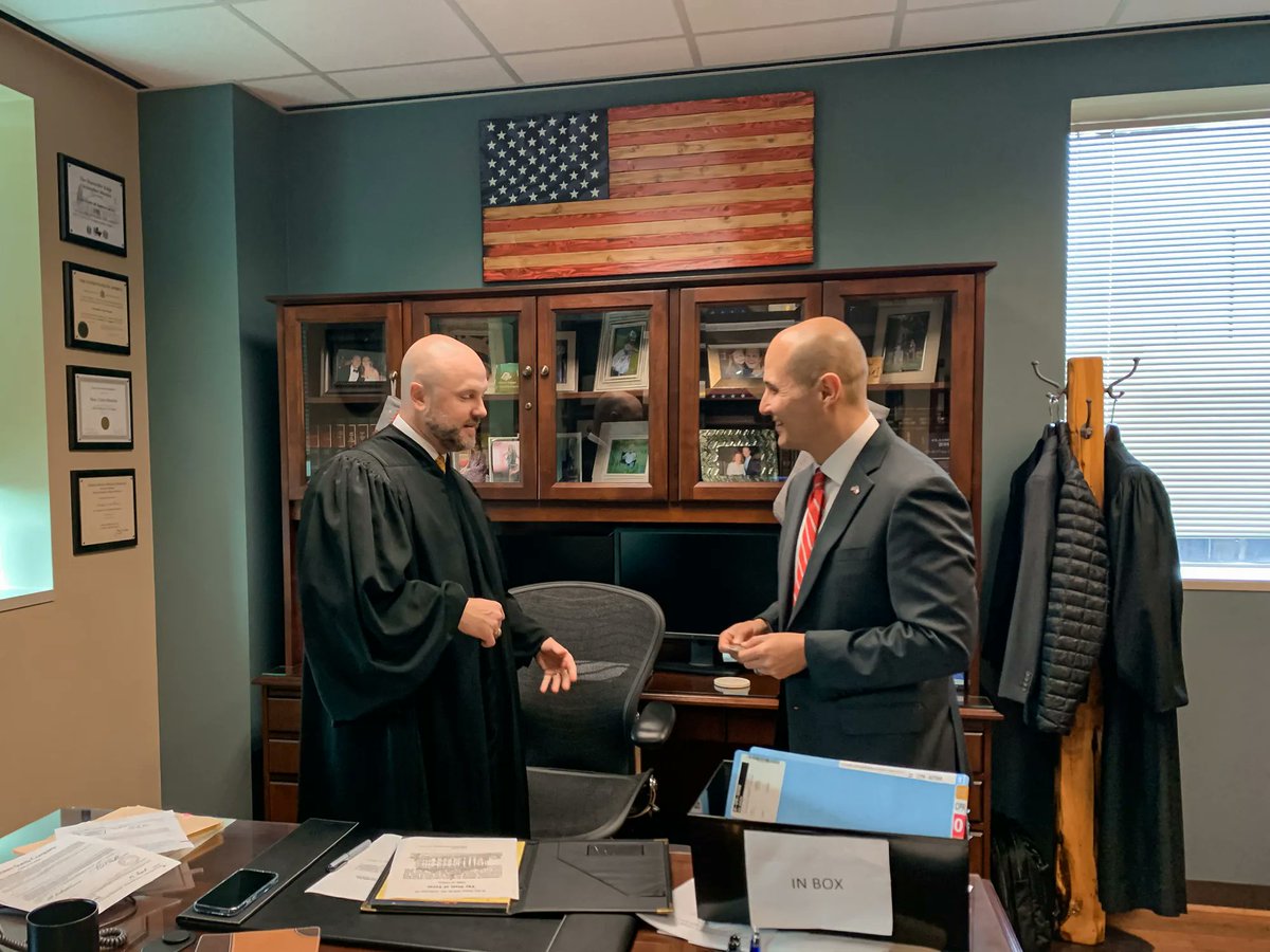 JaceyJetton's tweet photo. Congratulations to Judge Morales on reelection &amp; the new judge for the 268th, Judge Rogers. It was great seeing Commissioner Morales as well. The Morales duo are great examples of what strong leadership looks like in our Fort Bend GOP. Proud of our Fort Bend Republican leaders. https://t.co/ANtbVOAdQH