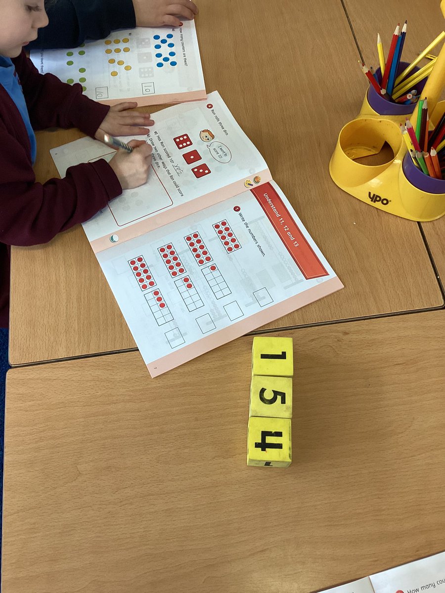 CharlesPrimary1's tweet photo. This morning Year 1 were exploring the many ways to make 10 by adding three numbers together. We were amazed at how many different ways there ended up being! #StChMaths https://t.co/2Qk62AMca7