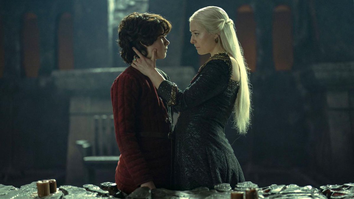 SeasonPremiere_'s tweet image. Du "sang et du fromage" pour la saison 2 de House of the Dragon - premiere.fr/News-Series/Du…