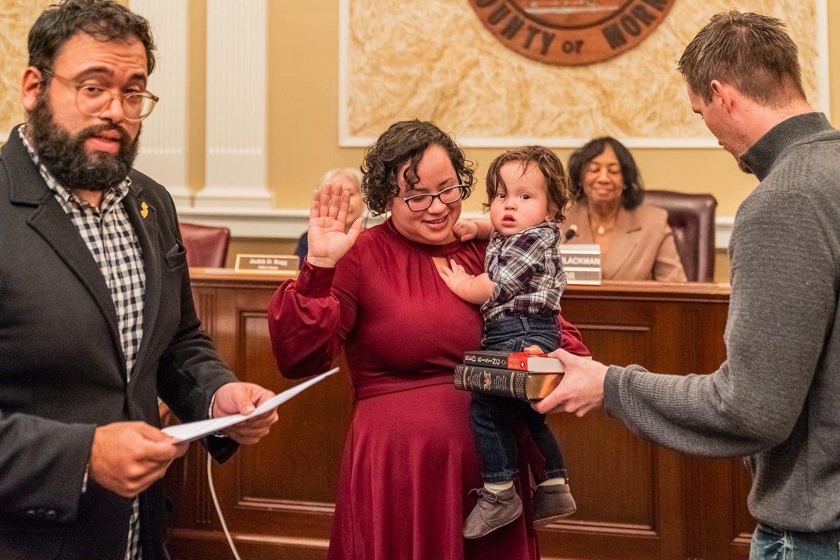 ruizforcouncil's tweet photo. Happy New Year! We are ready to work with our community to reach our collective goals. #DoverForward *Photography by Terry McKenna of Dover https://t.co/0aAqnzmS0I