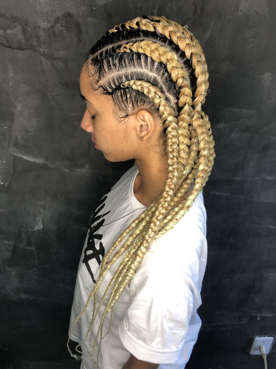 afrosara_'s tweet photo. Ghana Braids ✨ https://t.co/n3CUcqNyzr