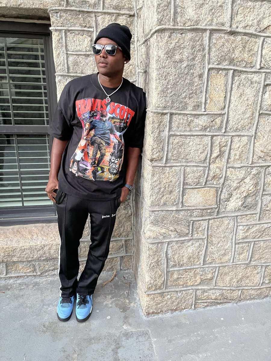 ExaviusWilliams tweet picture